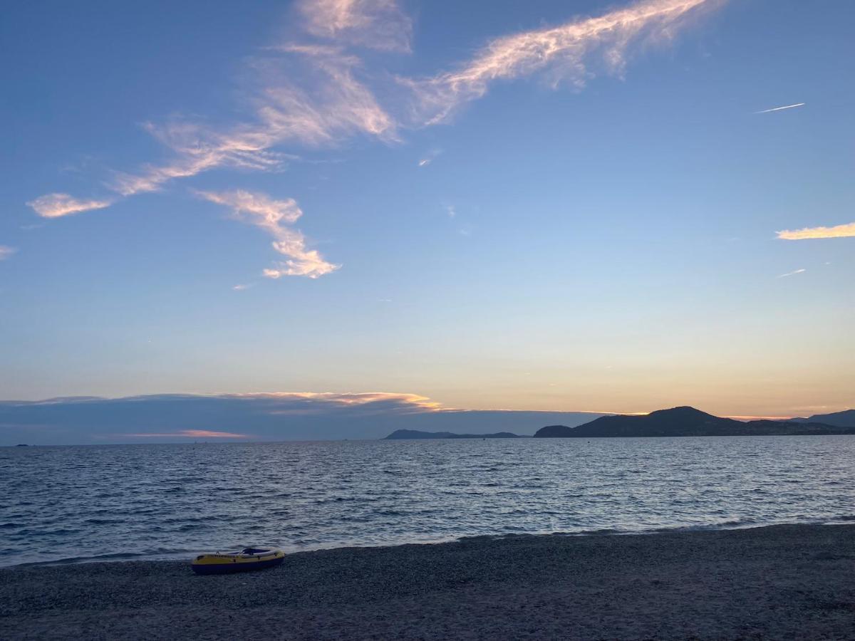 Cap Sud 83 Vue 200m Plages Apartment